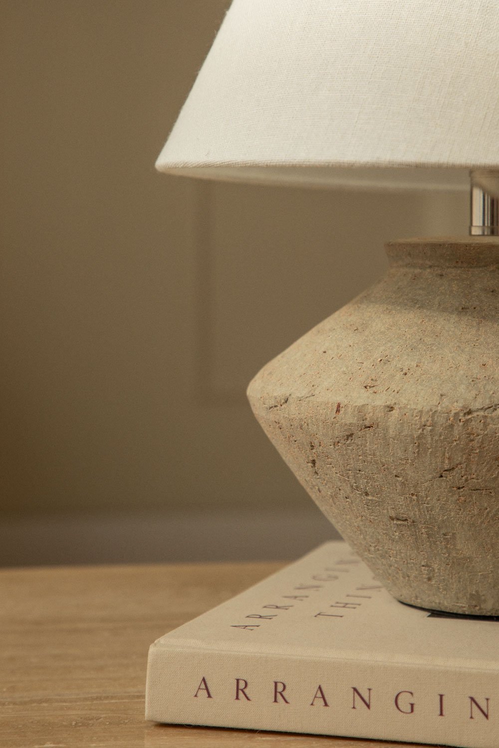 Toivo table lamp, gallery image 2