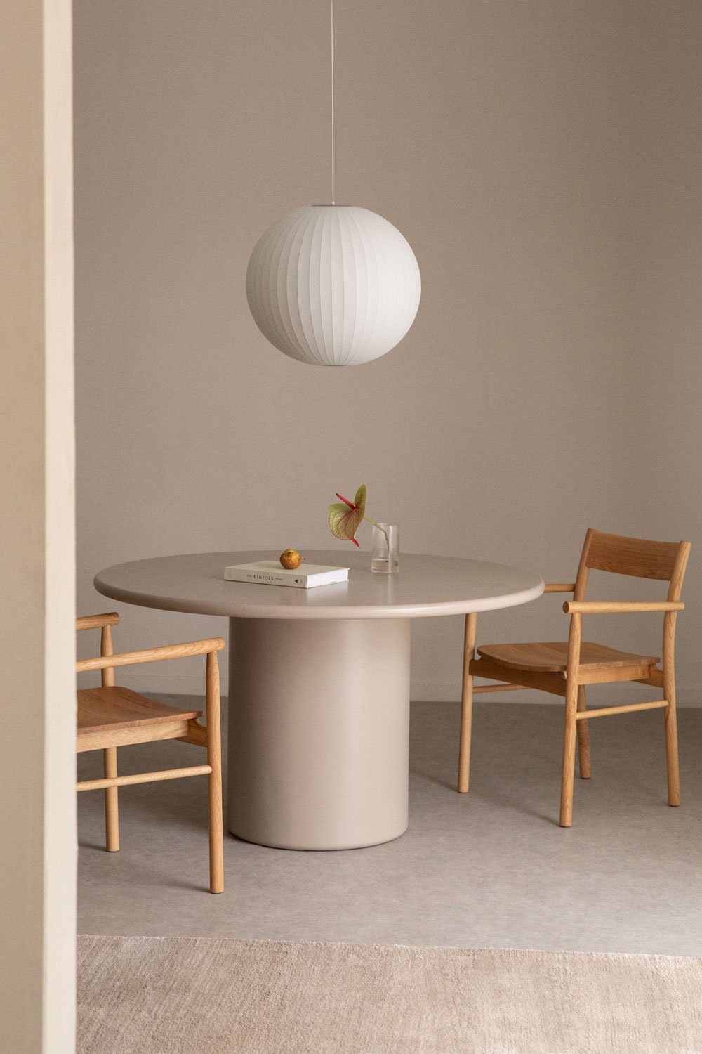 Round dining table in MDF (Ø130 cm) Rodeo, gallery image 1