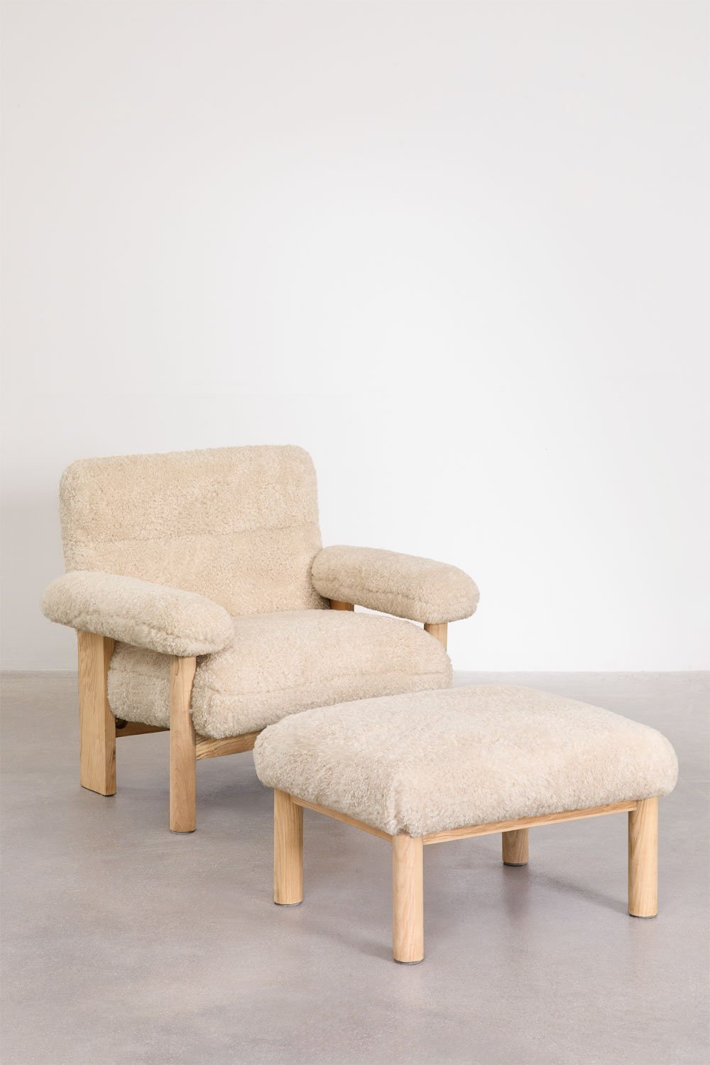 Armchair with footrest in sheepskin and Bernia ash wood, gallery image 1