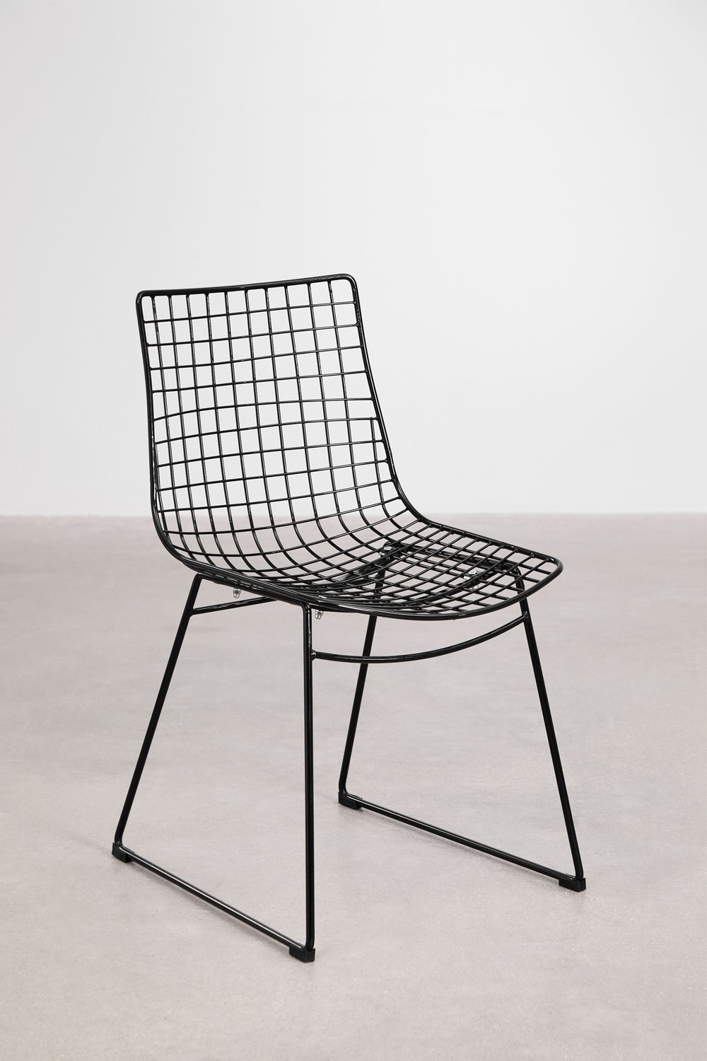 Pack of 4 Renee steel dining chairs, gallery image 9