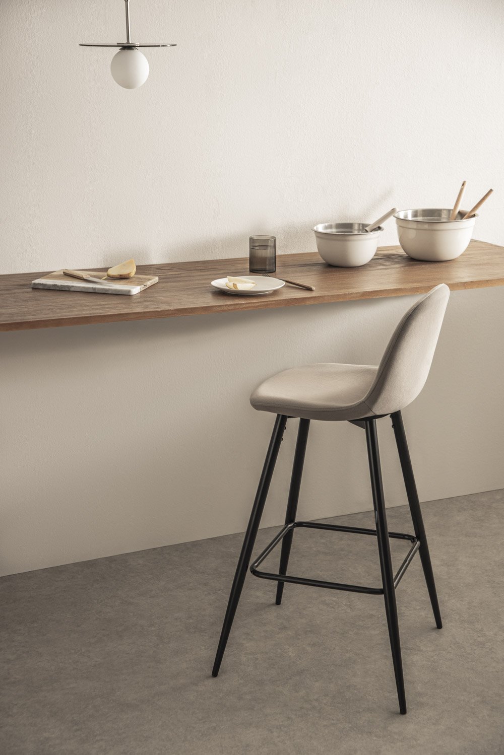 2-Pack high stools 75 cm in taupe grey velvet and black legs Glamm, gallery image 1