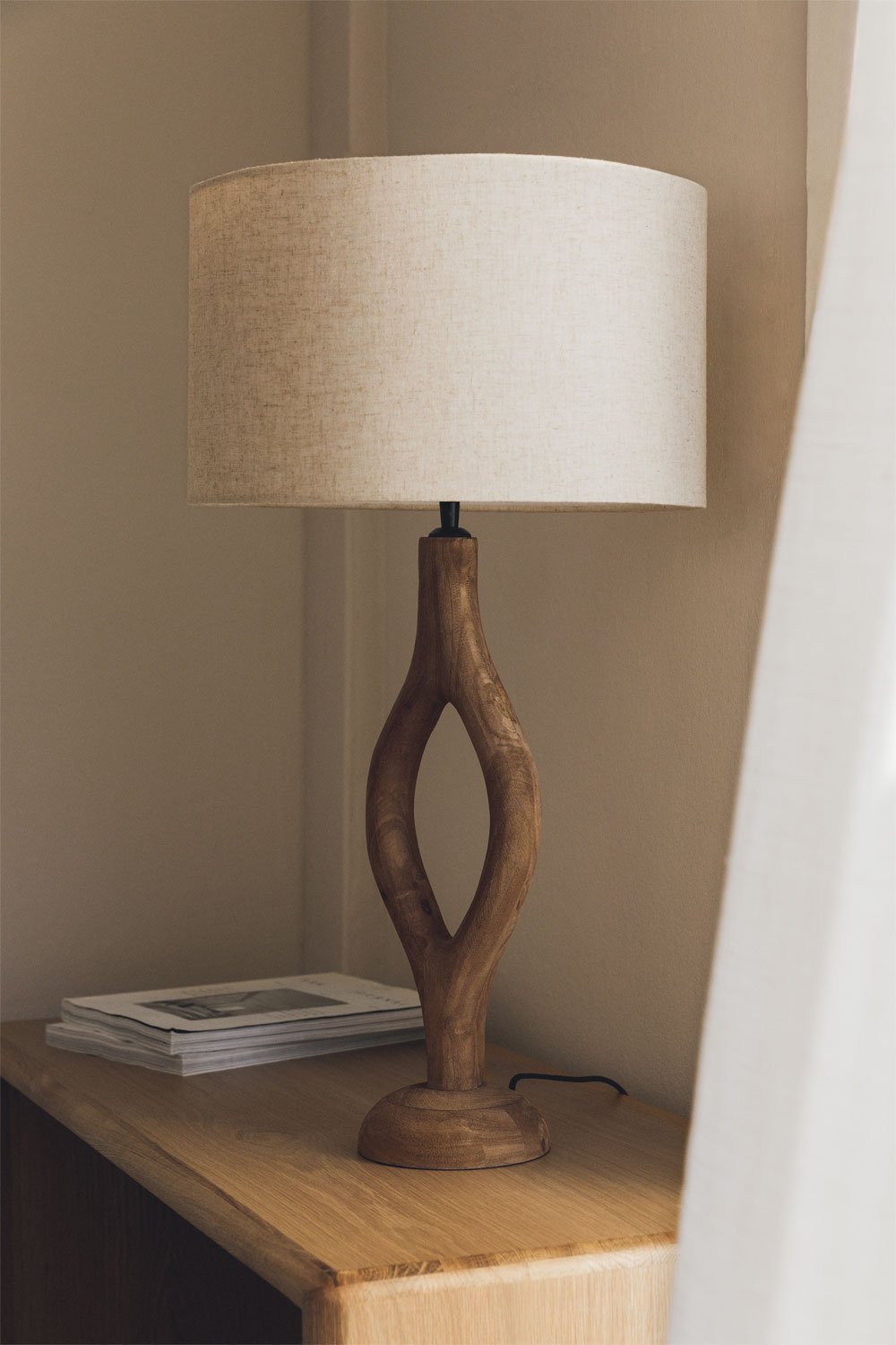 Cecia table lamp in mango wood and linen, gallery image 1