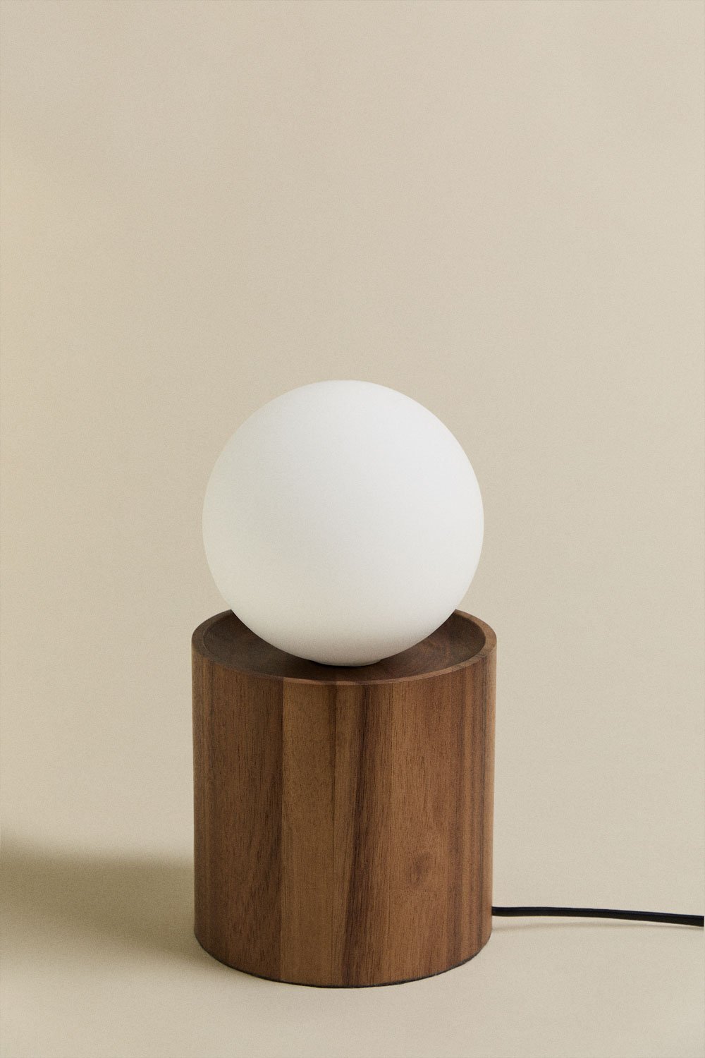 Table lamp with cylindrical base in Freidy acacia wood, gallery image 2