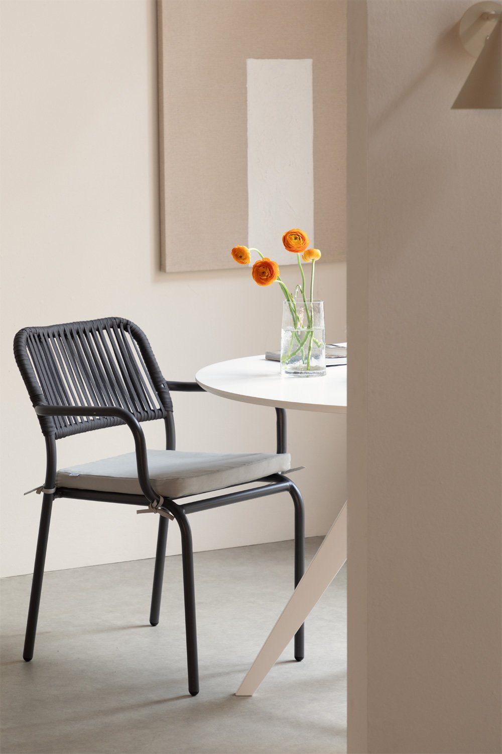 Stackable dining chair with armrests in aluminium and braided rope Arhiza, gallery image 1