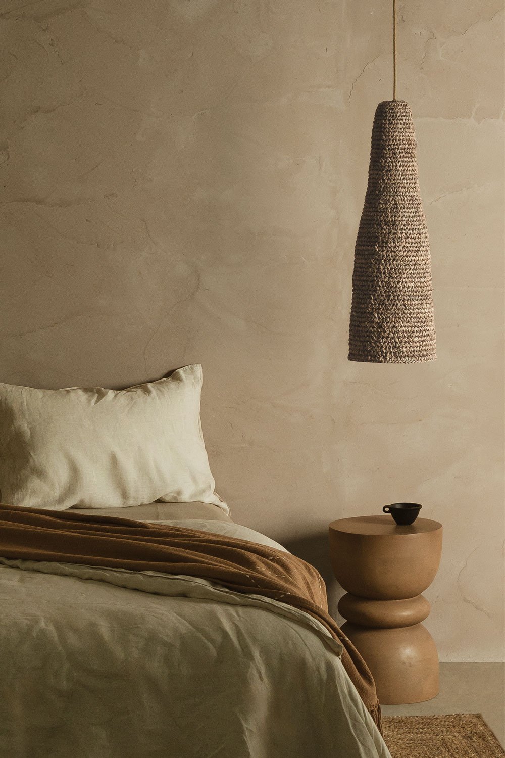 Jessica ceiling lamp, gallery image 1