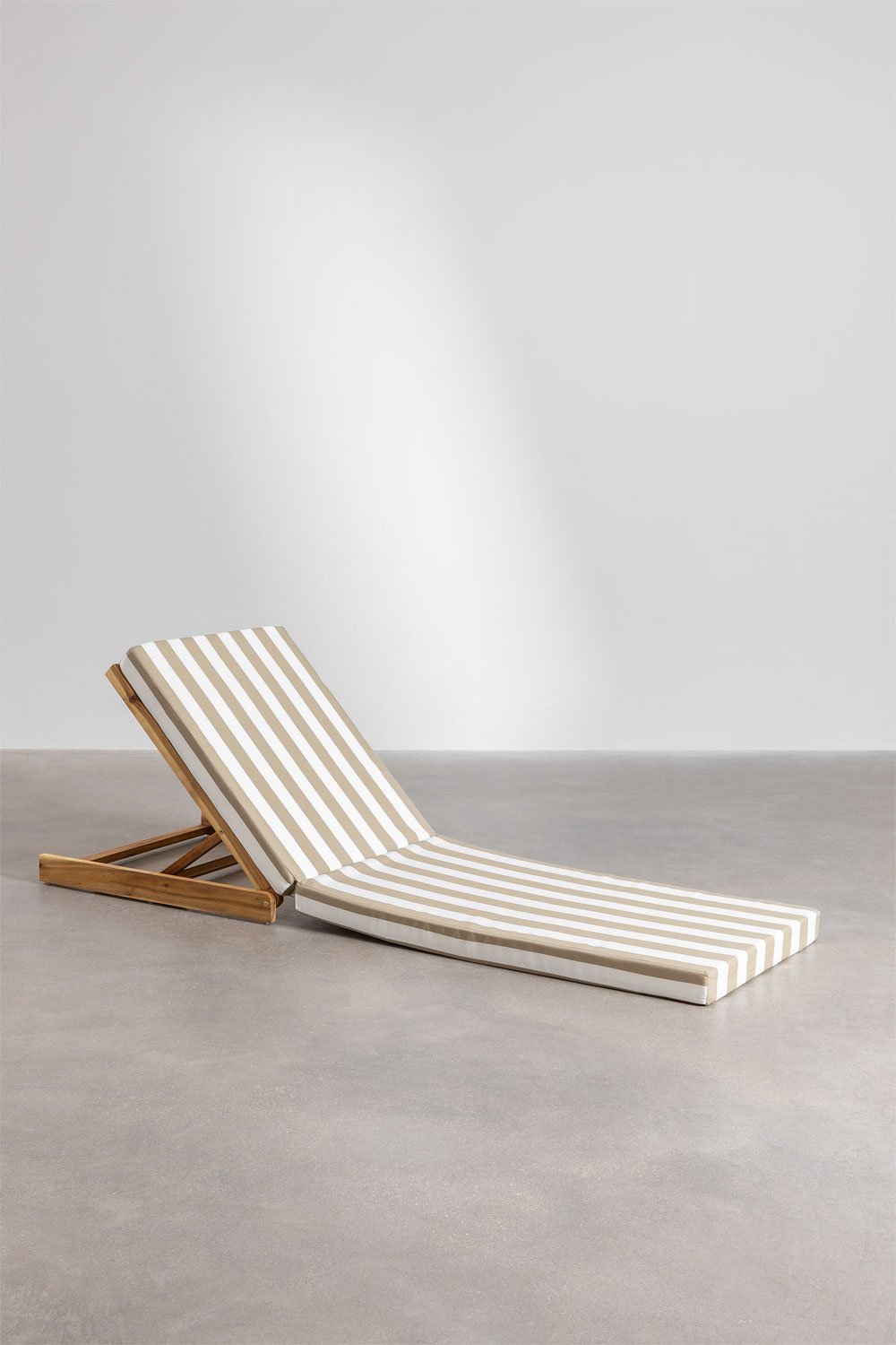 Idaira reclining lounger in acacia wood, gallery image 2