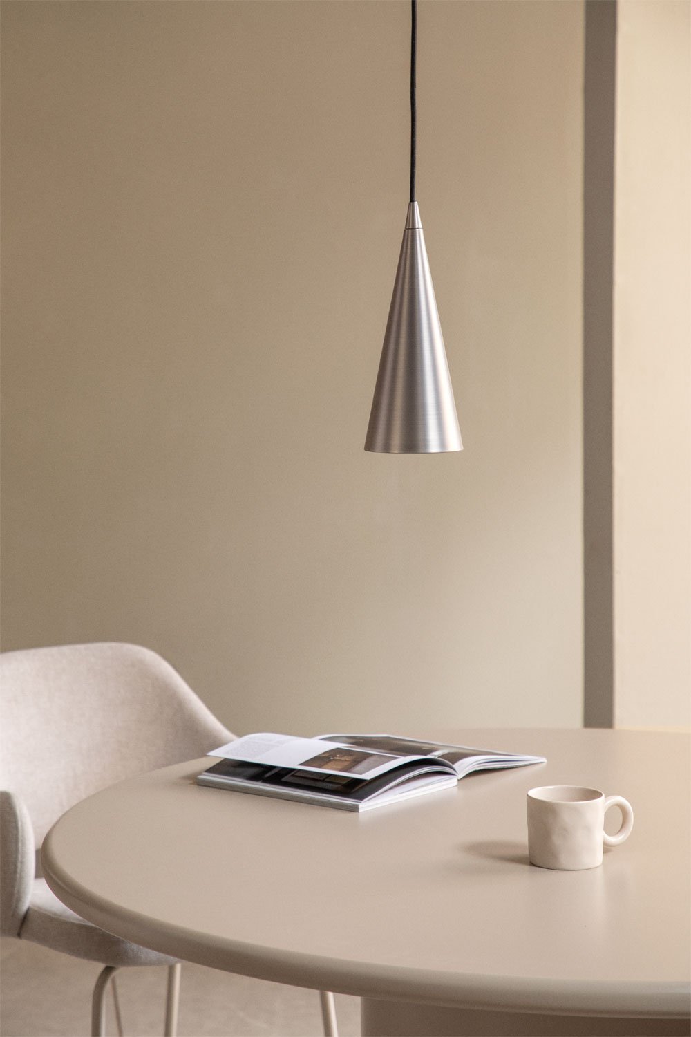 Doryn iron ceiling lamp, gallery image 1