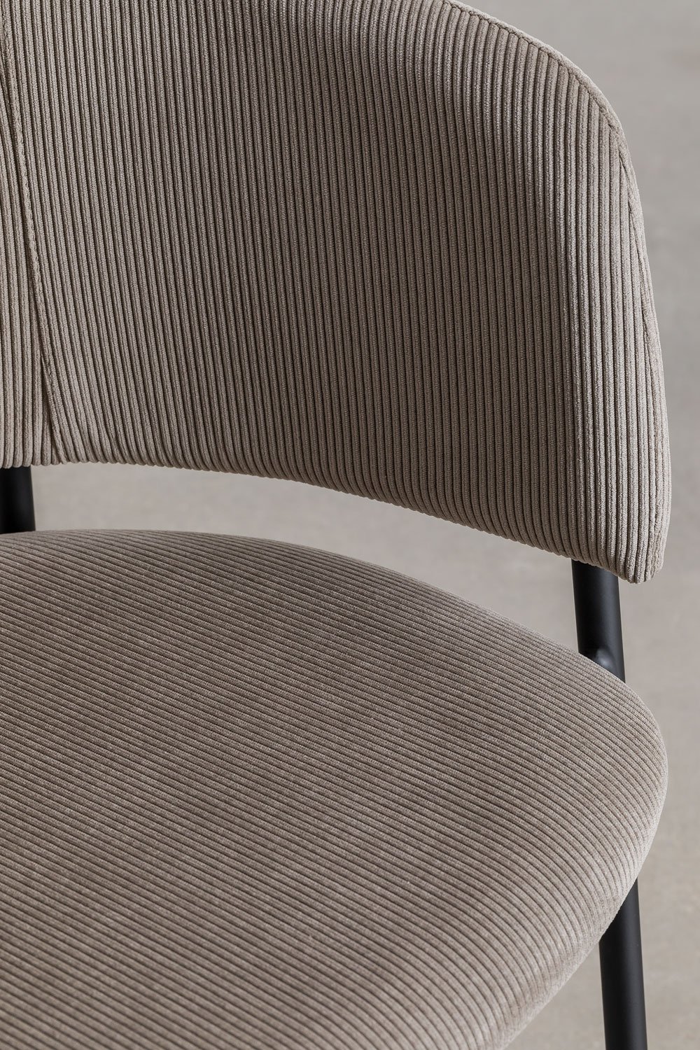 Nalon upholstered dining chair, gallery image 6