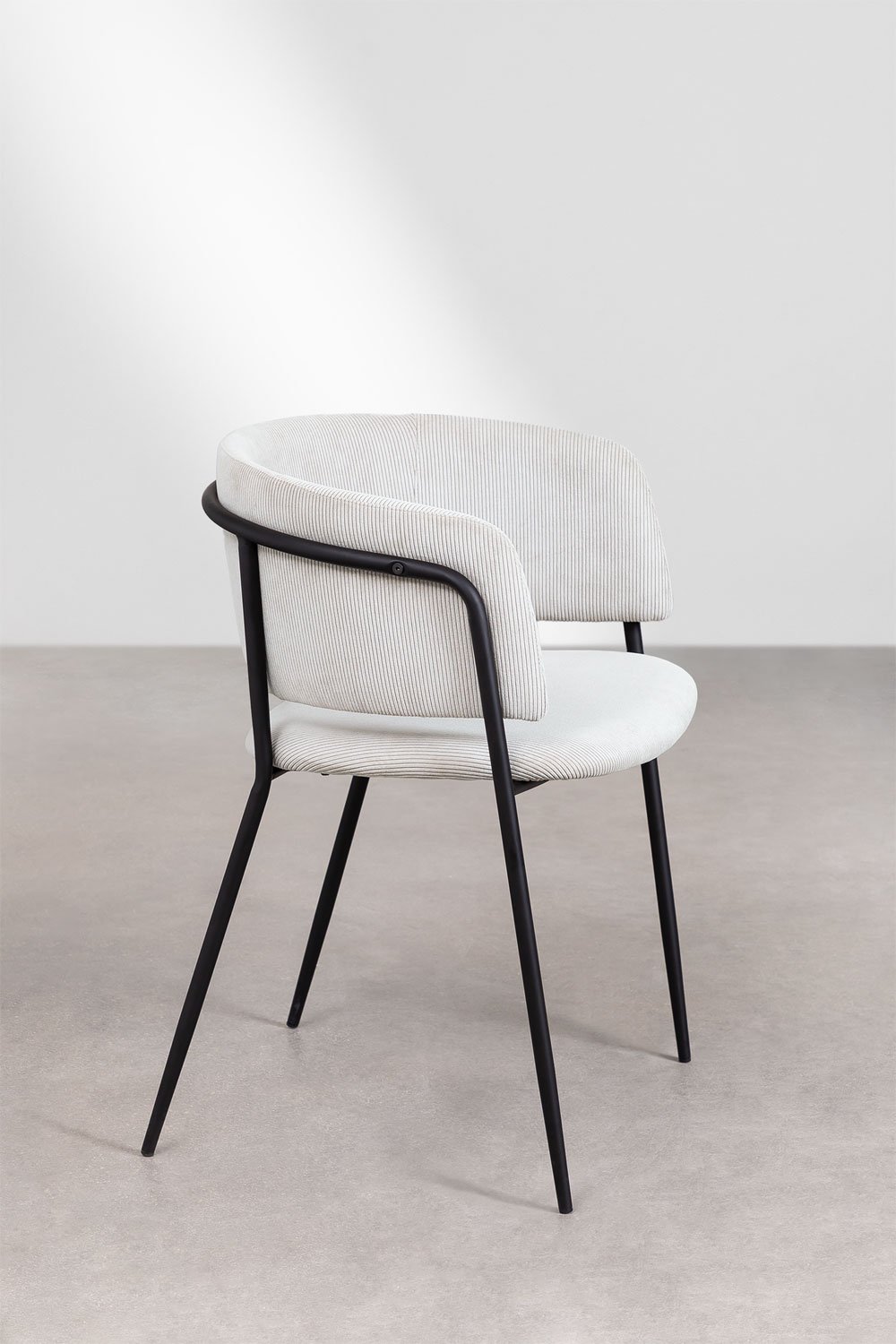 Nalon upholstered dining chair, gallery image 4