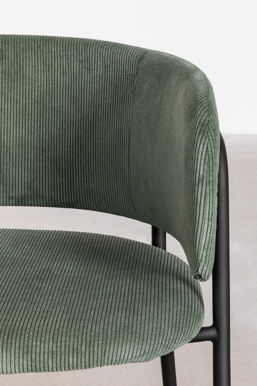 Pack of 2 upholstered dining chairs with armrests Nalon, gallery image 5