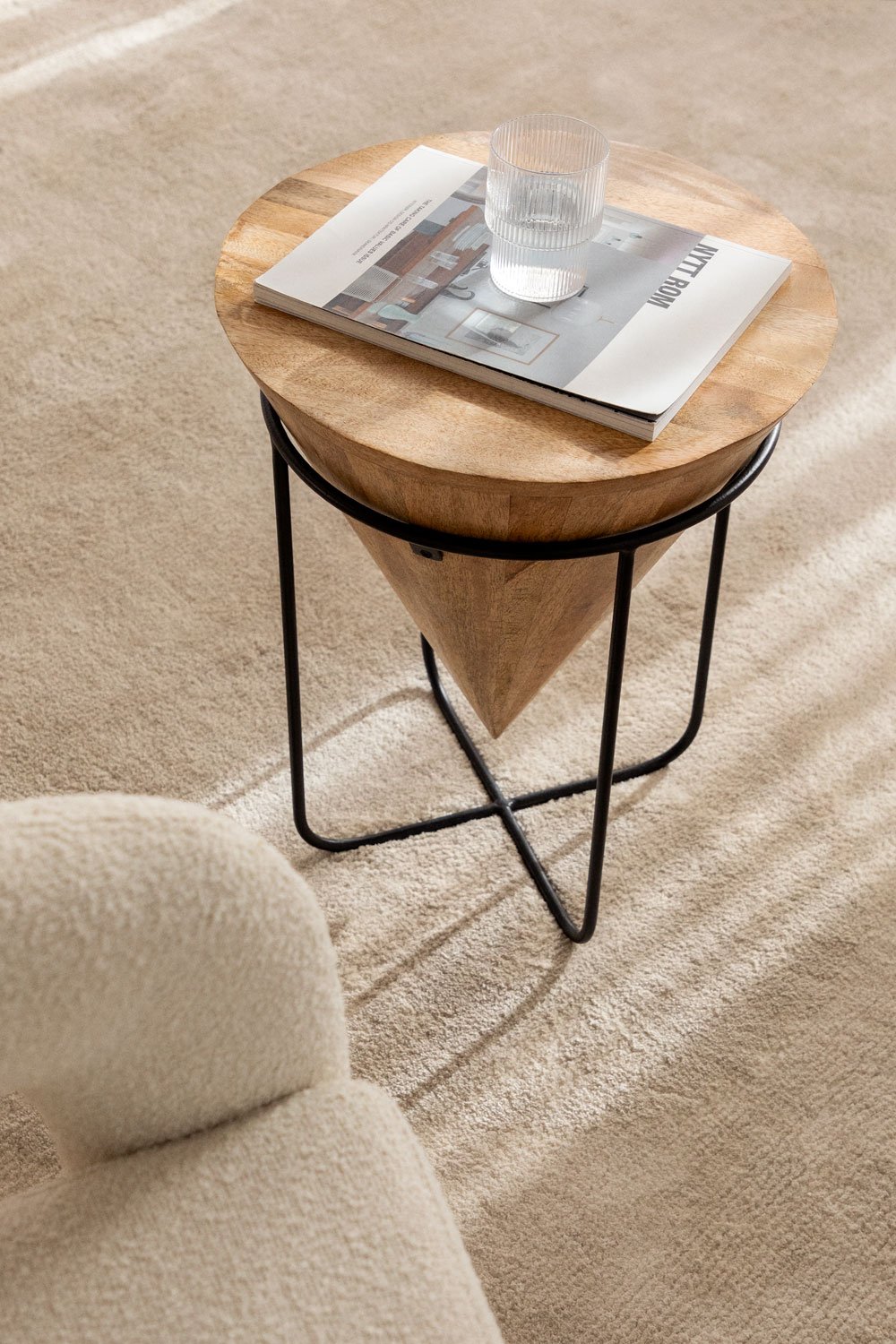 Round side table Ø40 cm in mango wood and iron Piram, gallery image 1