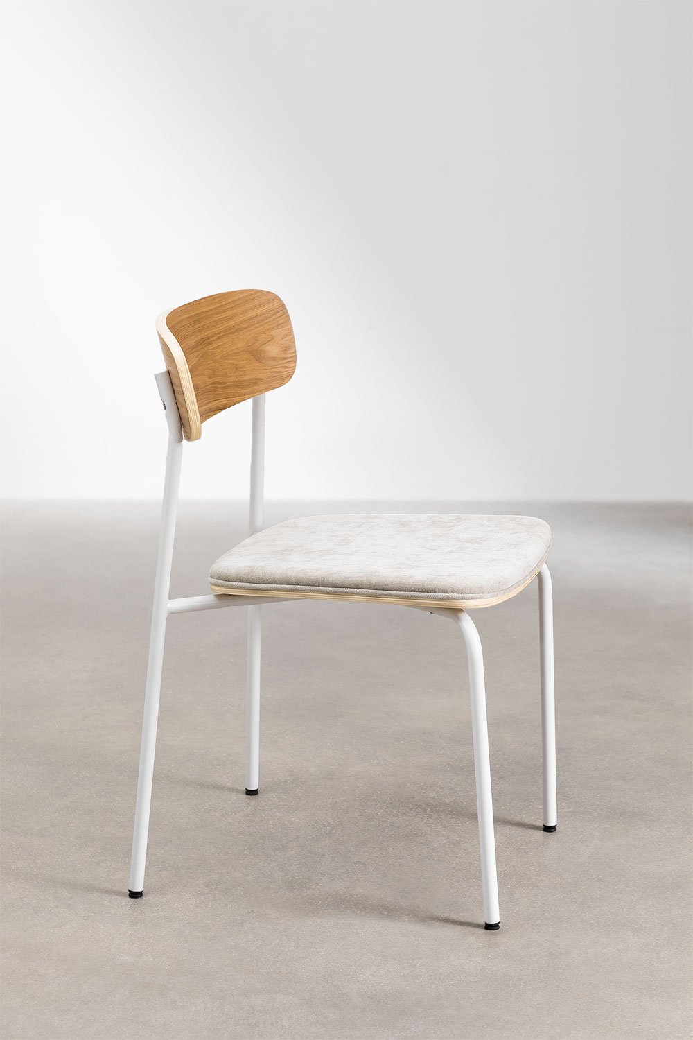 Wilpier stackable dining chair in iron and wood, gallery image 3