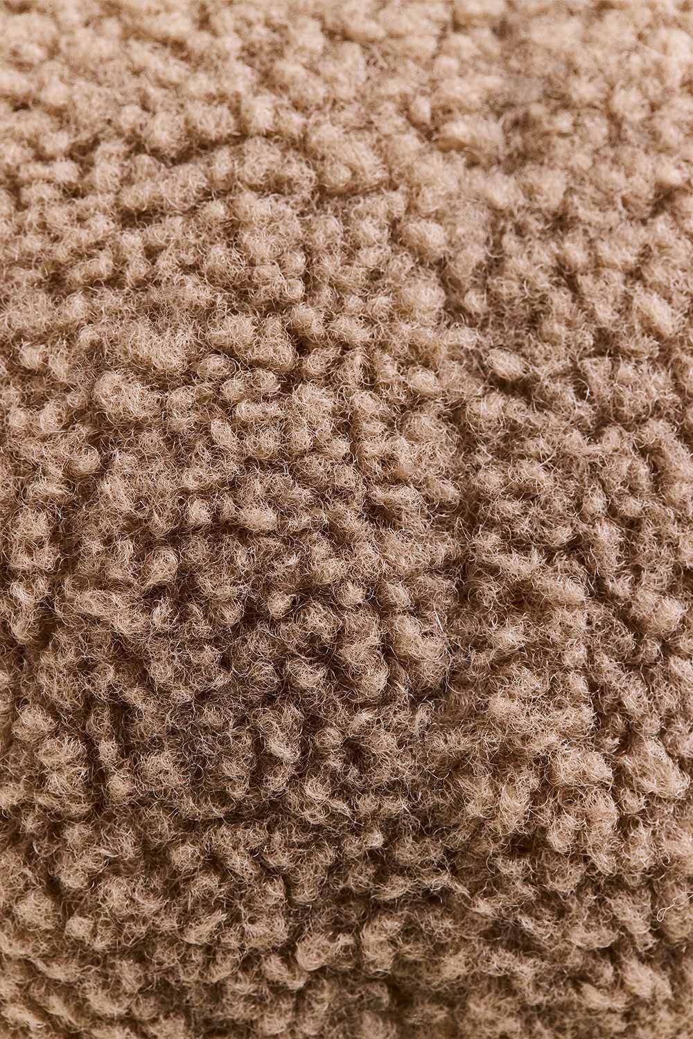 Round cushion Ø25 cm in Ikerne sherpa, gallery image 4