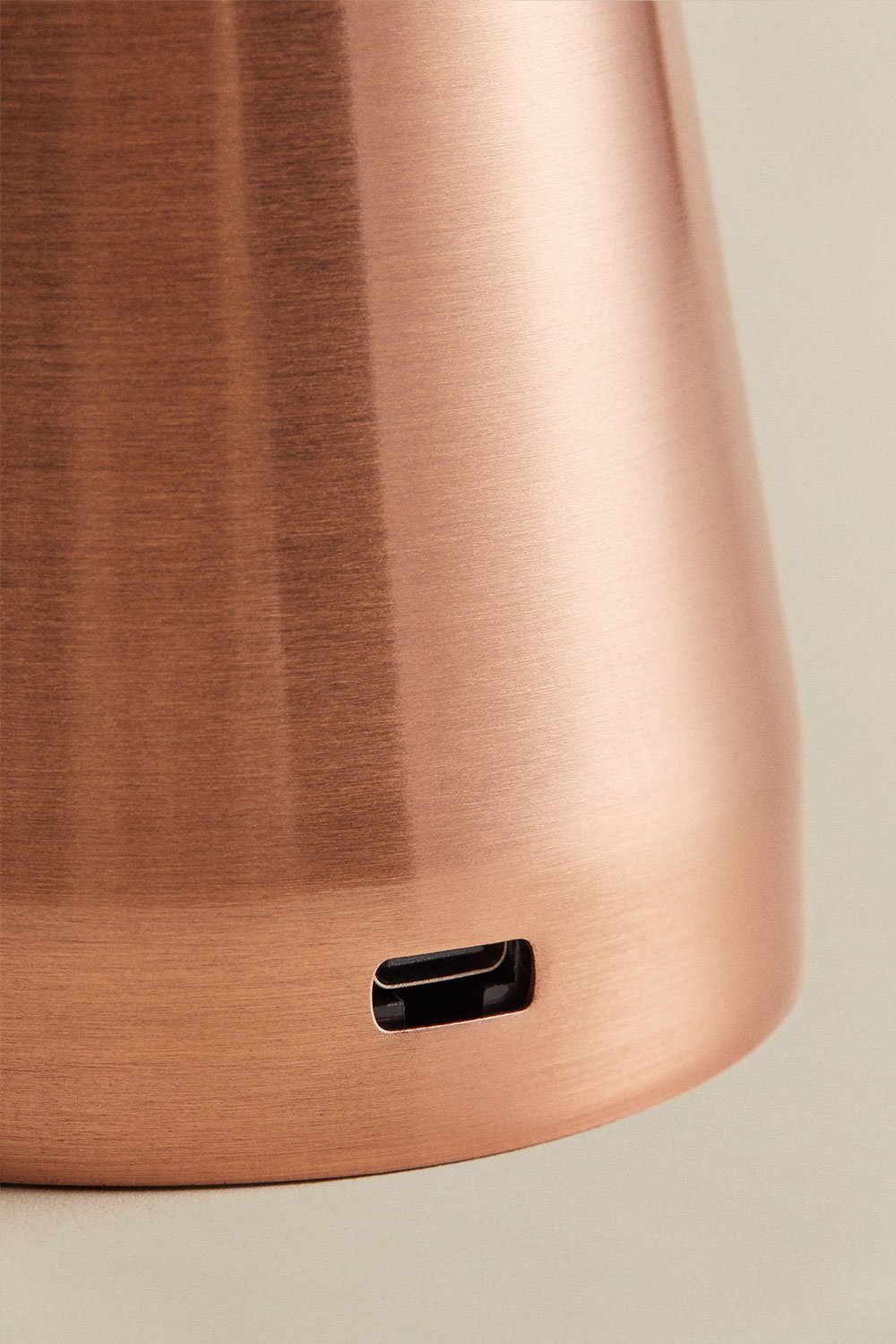 Galina wireless LED table lamp ↑20 cm in iron, gallery image 6