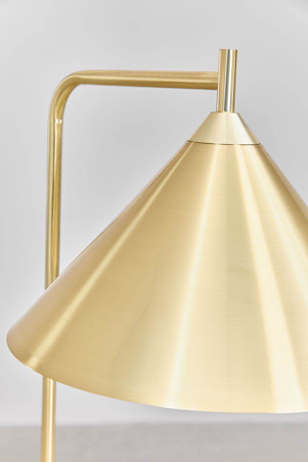 Cambrea iron floor lamp, gallery image 4