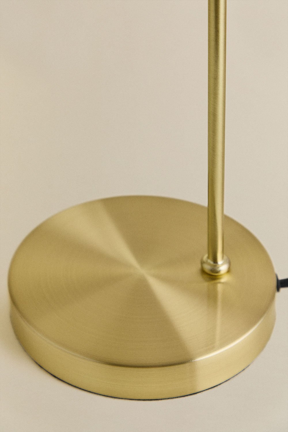 Cambrea iron table lamp, gallery image 6