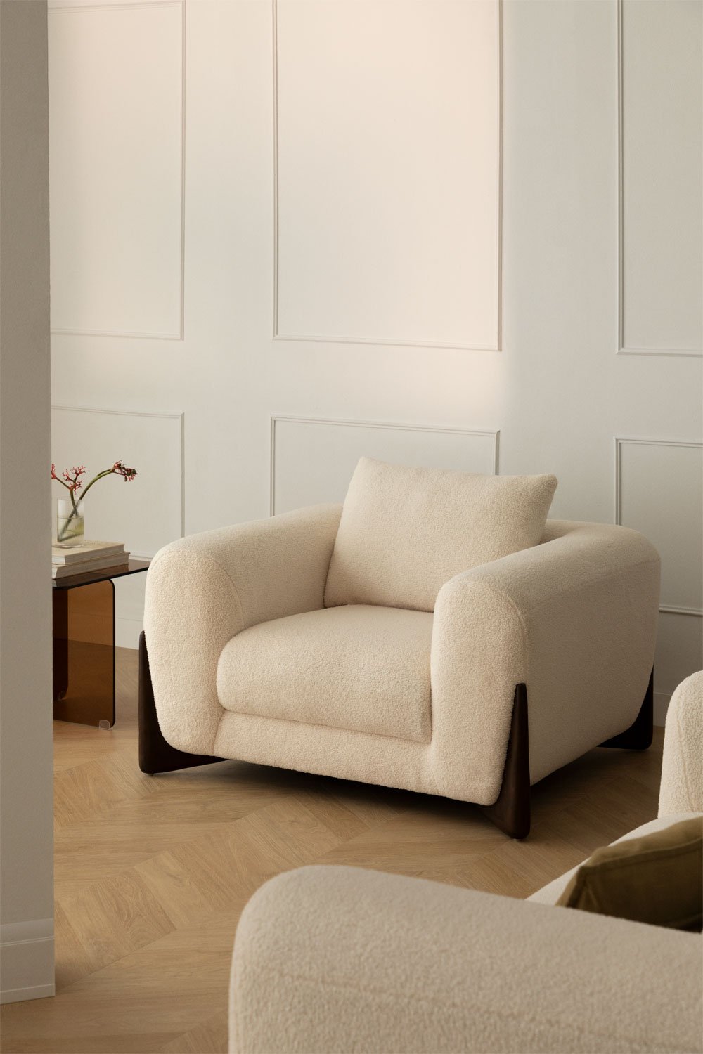 Grevena sheepskin armchair, gallery image 1