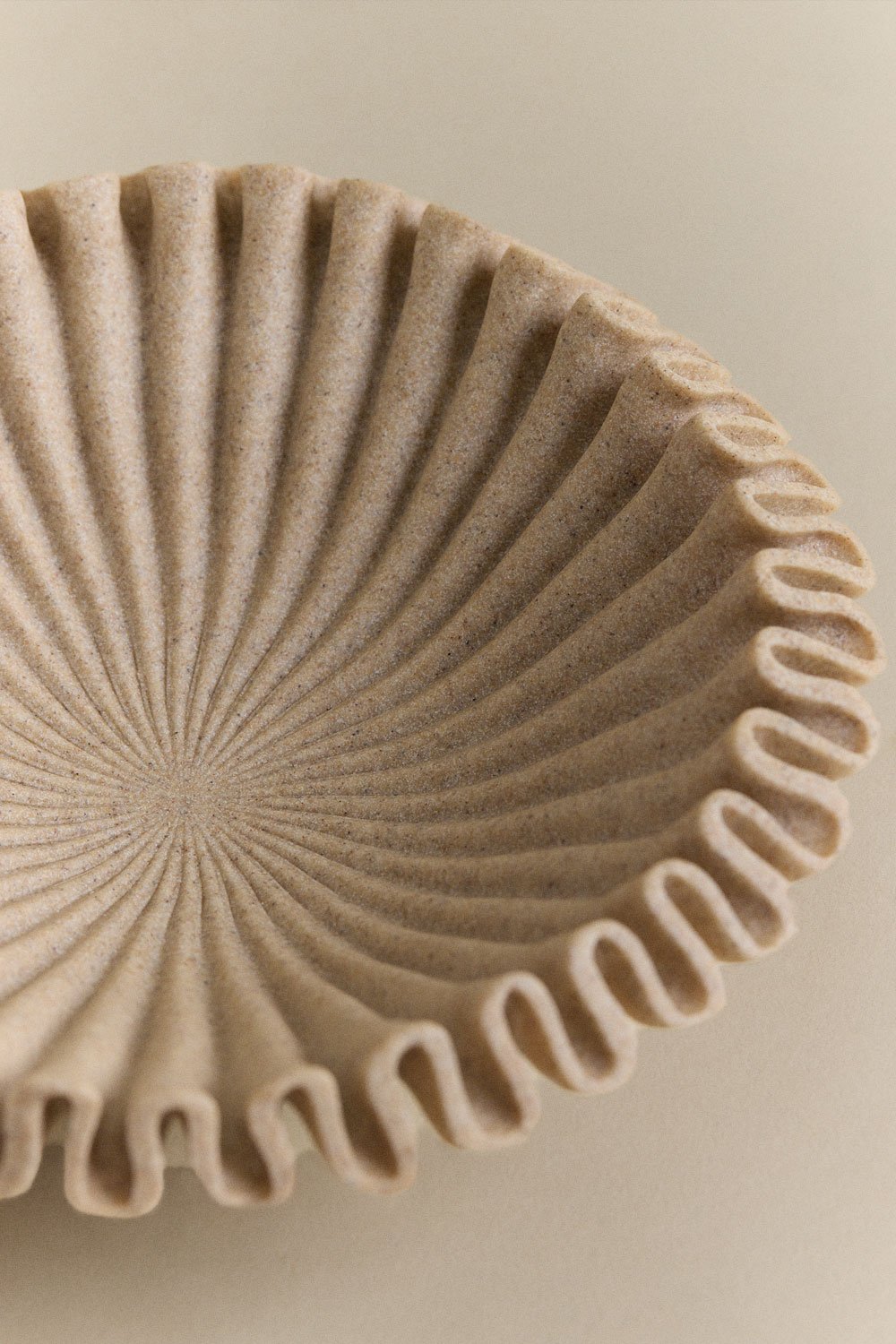 Irente decorative resin bowl, gallery image 3