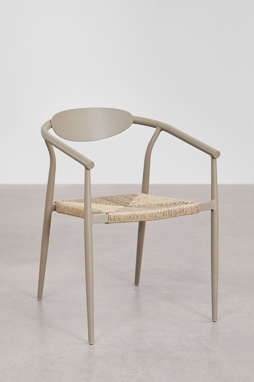 Pack of 2 stackable dining chairs with armrests in aluminum and synthetic rattan Marsha, gallery image 2