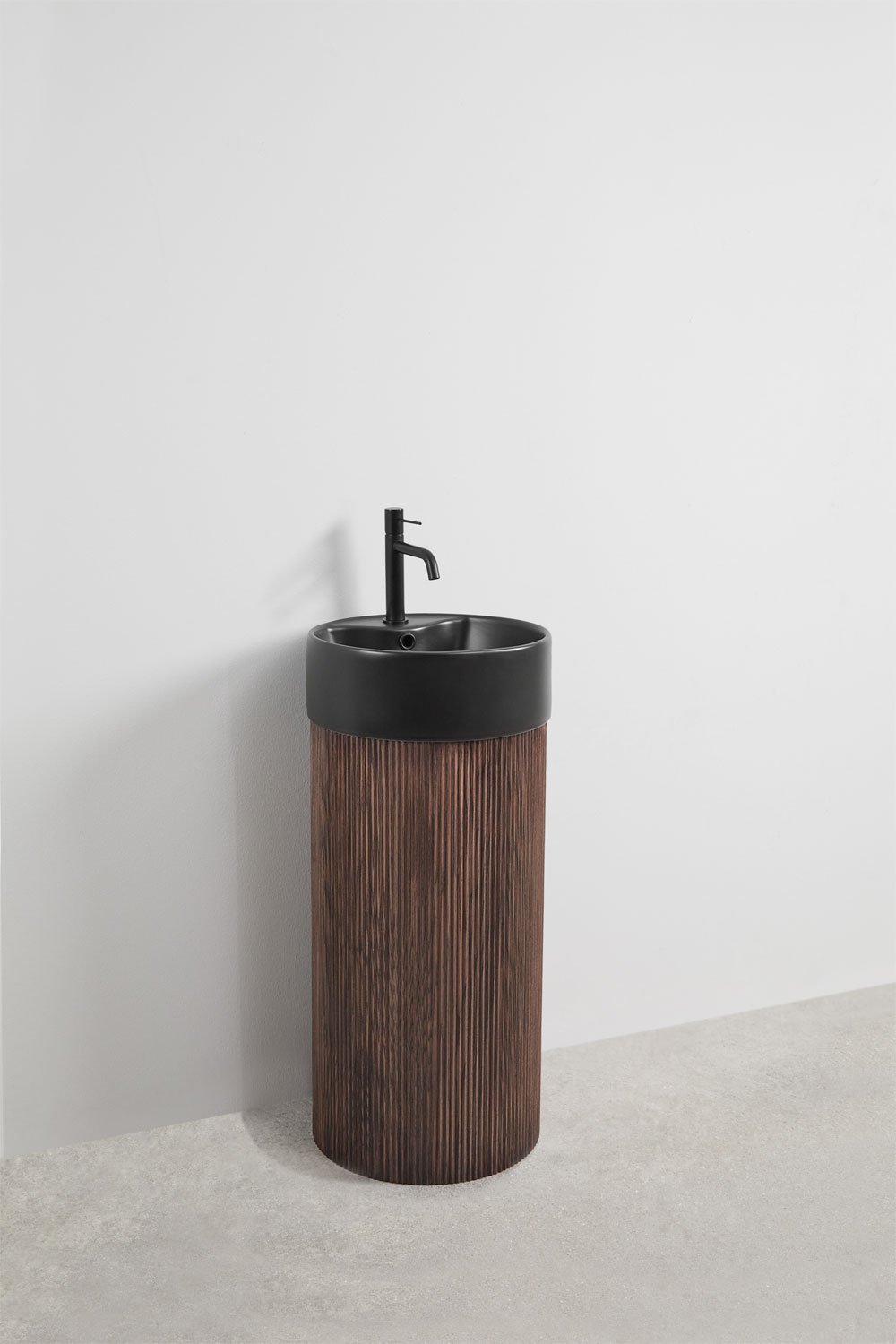 Bathroom furniture set in wood with integrated ceramic washbasin Maude, gallery image 4