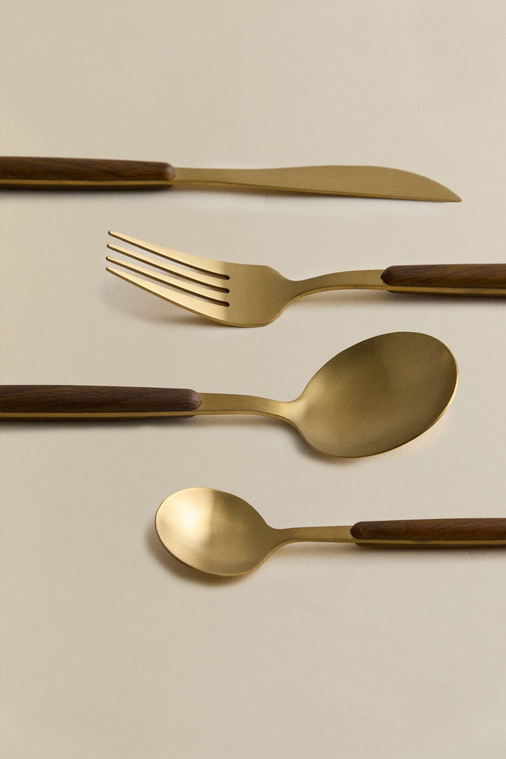 16-piece stainless steel cutlery set with wood-effect handle Monovar, gallery image 4