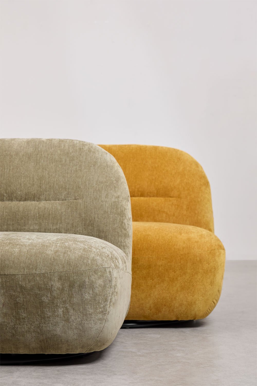Swivel armchair in Sernin chenille, gallery image 10