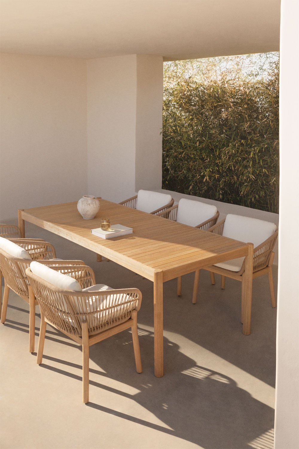 Rectangular garden table in acacia wood (220x100 cm) Karvia, gallery image 1