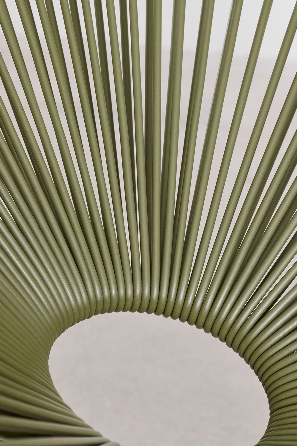 Living room set with 2 armchairs and side table in steel and synthetic rattan New Acapulco, gallery image 6
