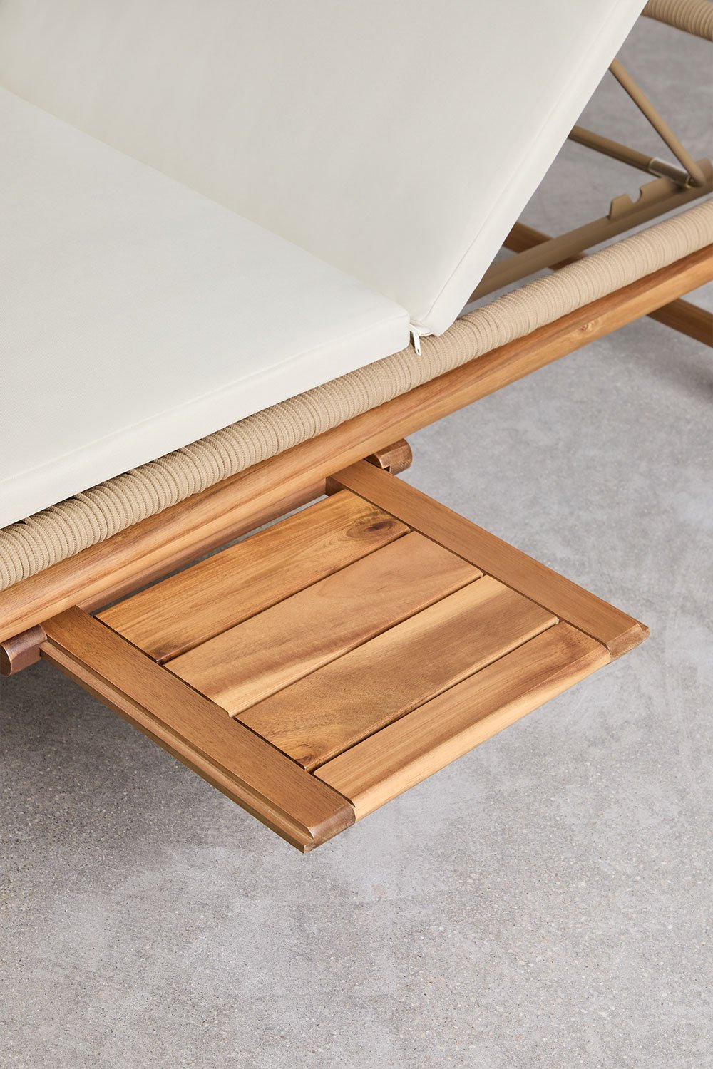 Ikaria acacia wood reclining sun lounger, gallery image 8