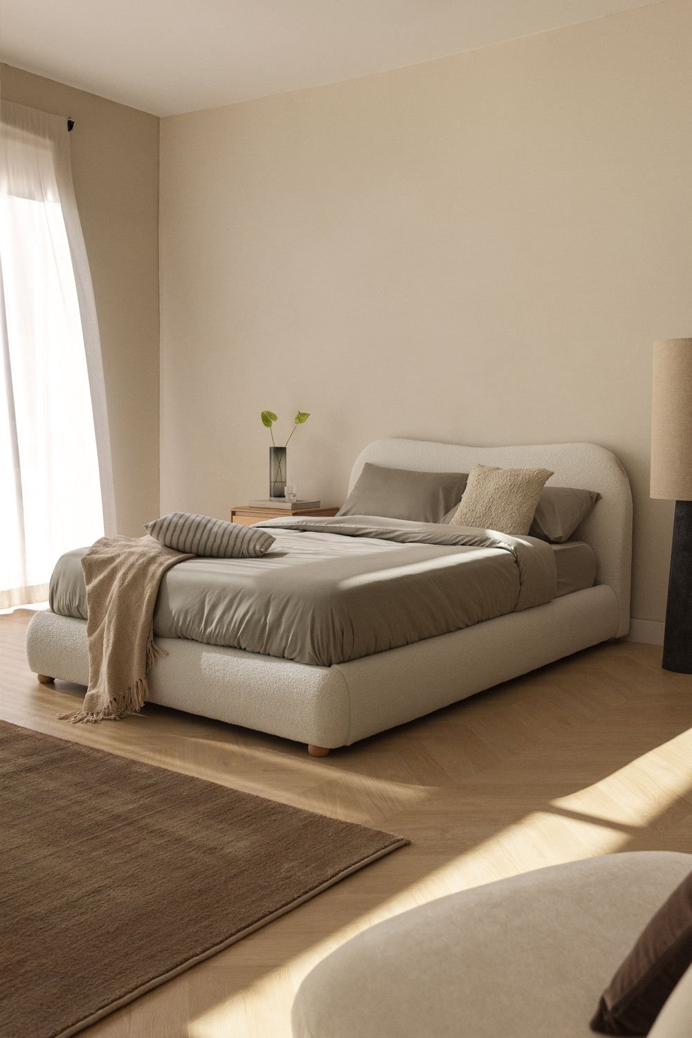 Winselet upholstered bed with lift-up storage base, gallery image 1