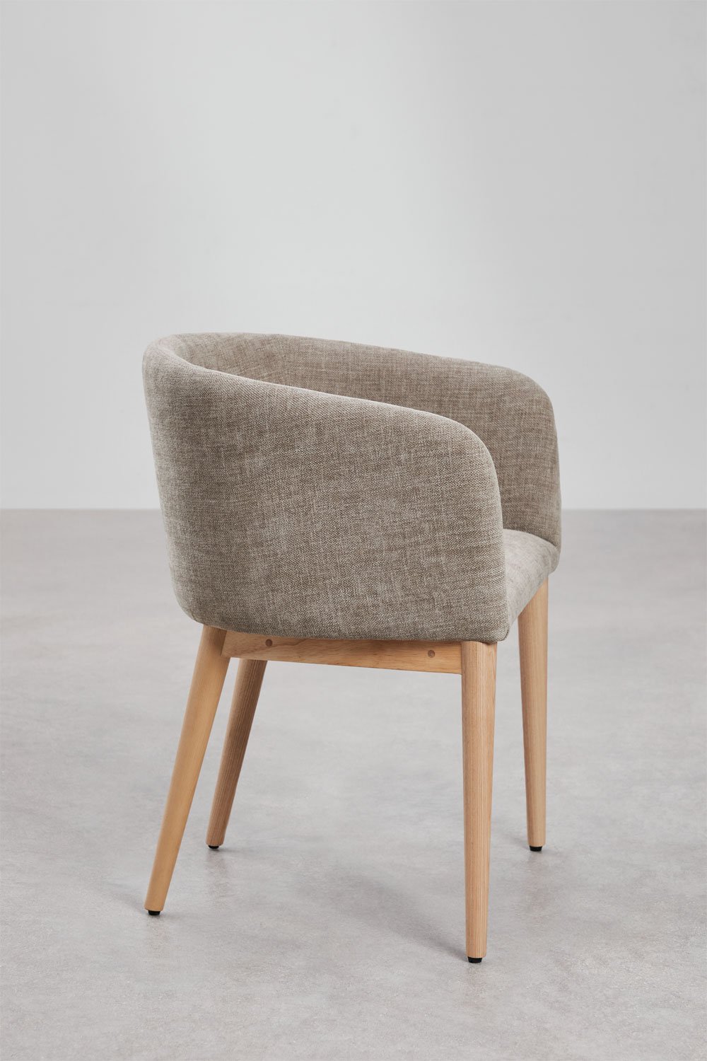 Pack of 4 Bunia upholstered dining chairs with armrests, gallery image 4