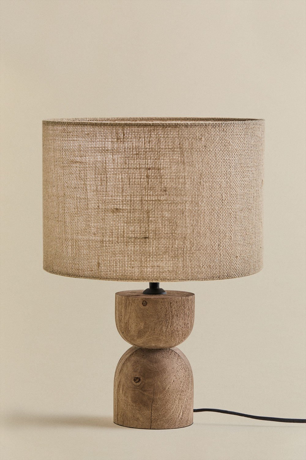 Table lamp ↑40 cm in mango wood and linen Gabina, gallery image 1