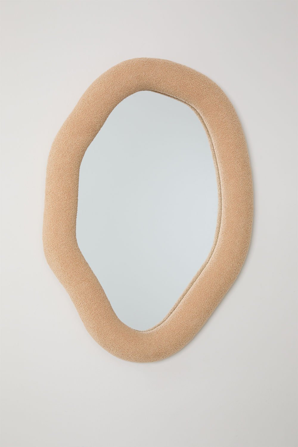 Wall mirror 70x100 cm in Ceniro sheepskin, gallery image 2