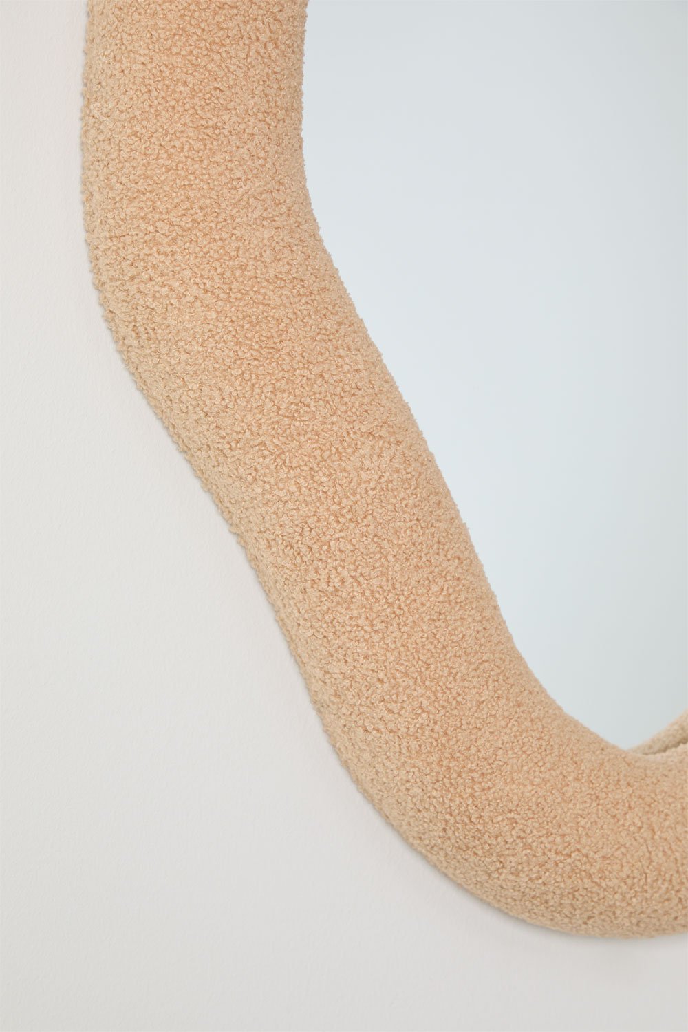 Wall mirror 70x100 cm in Ceniro sherpa, gallery image 6