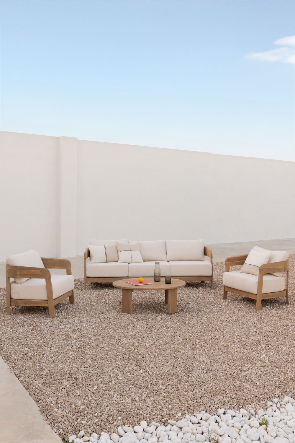 Garden set with 3-seater sofa, 2 armchairs and coffee table in Uleno acacia wood, gallery image 1