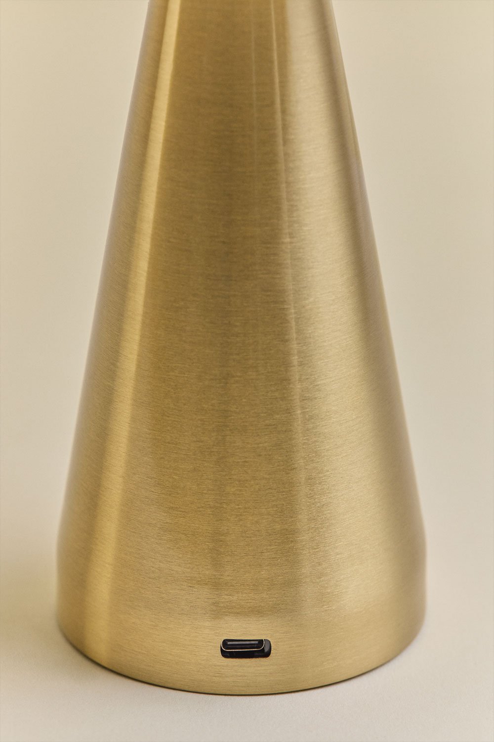 Galina wireless LED table lamp ↑20 cm in iron, gallery image 8