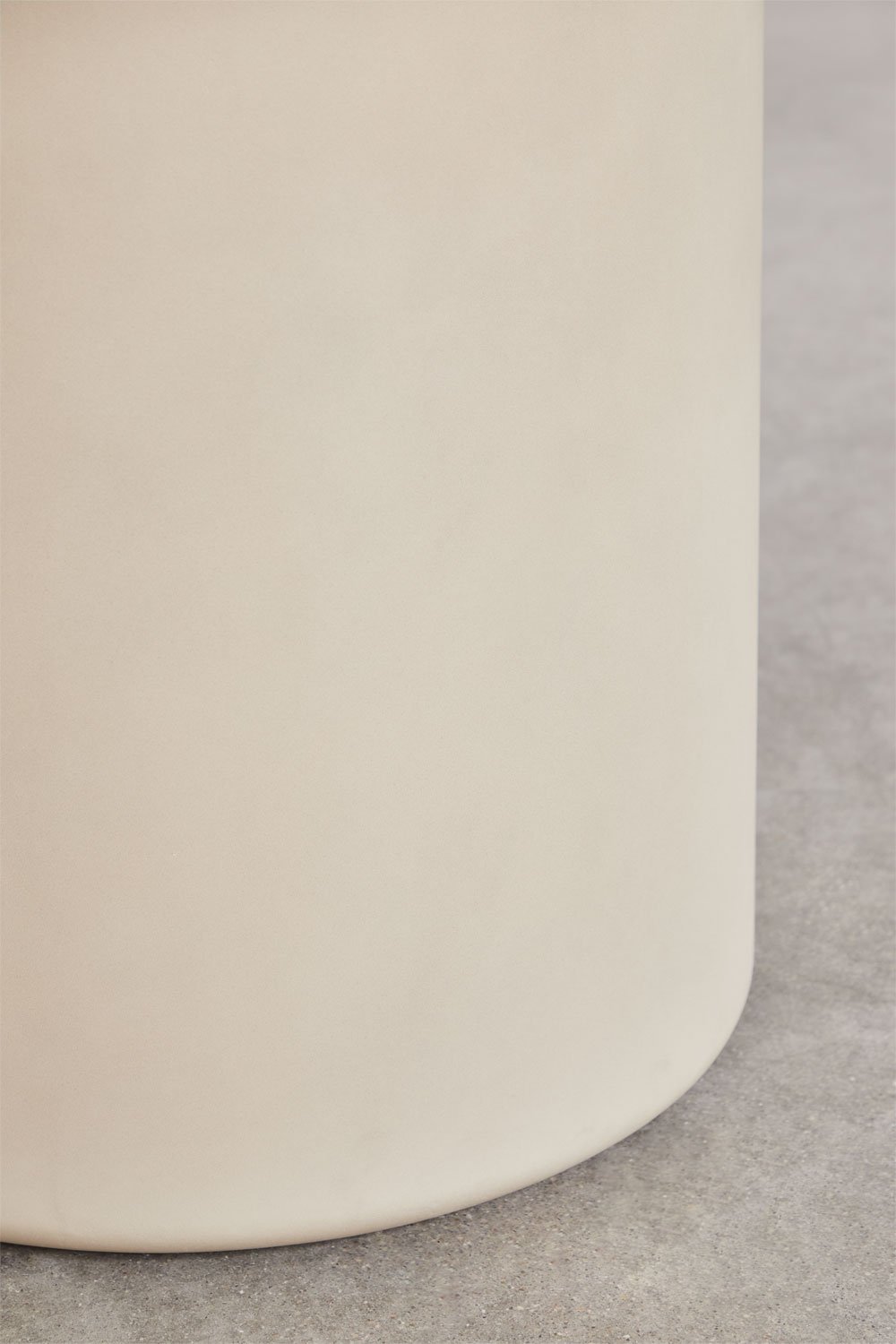 Namara round cement dining table, gallery image 4