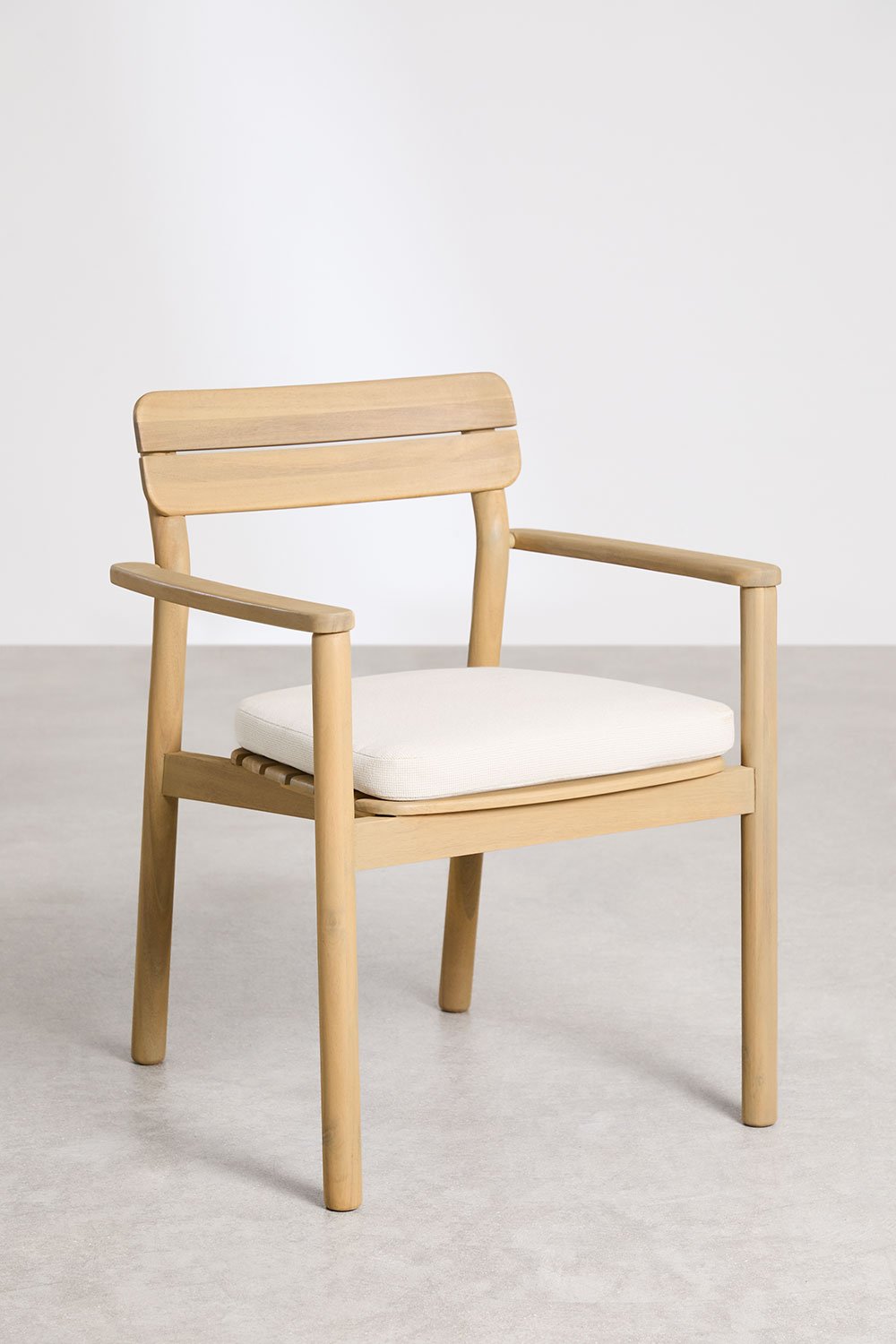 Saira garden chair with armrests in acacia wood, gallery image 2