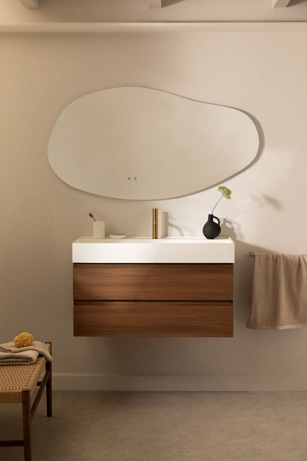 Bathroom furniture set in wood and ash veneer with integrated Ona washbasin, gallery image 1