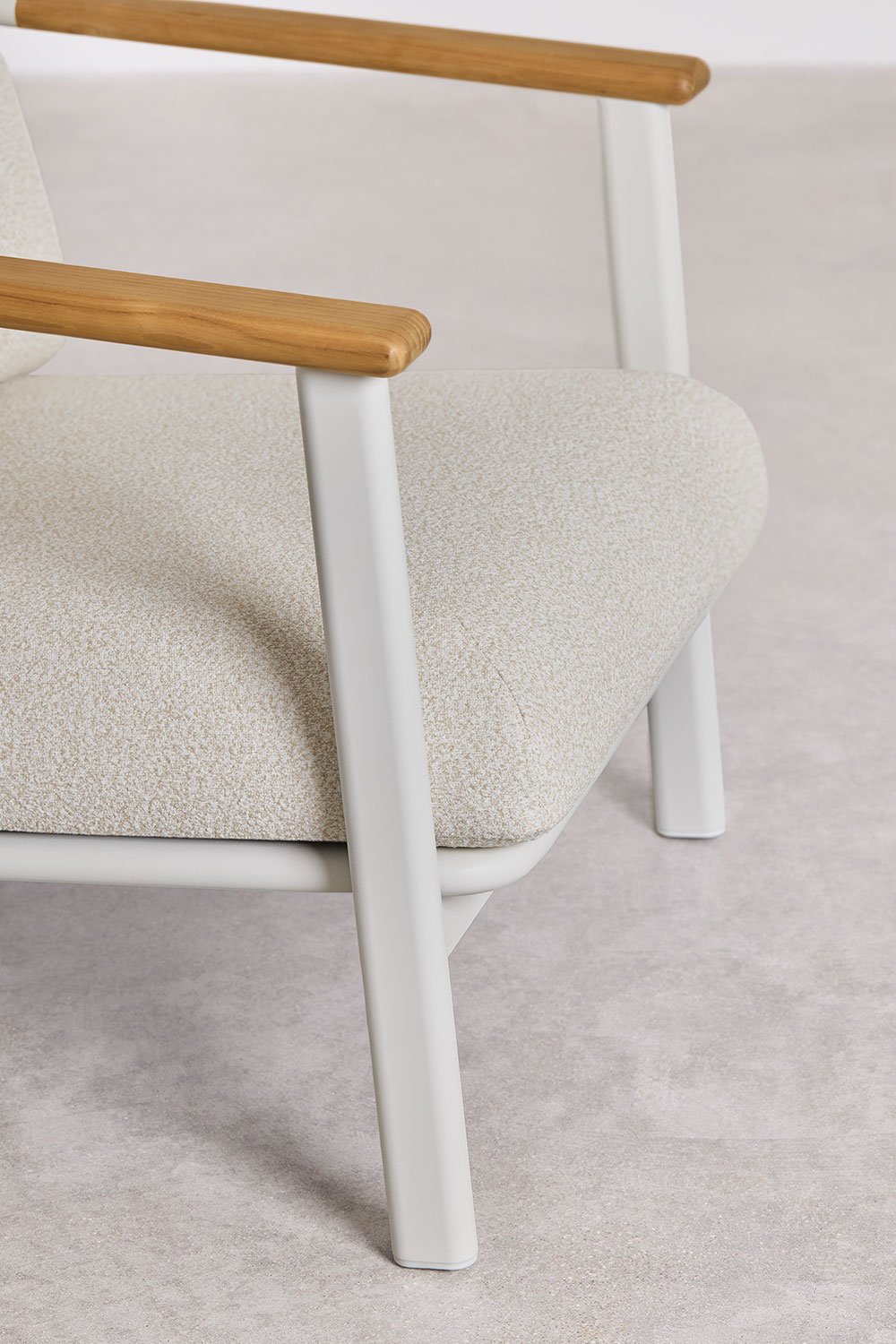 Yervin garden armchair in aluminium and bouclé fabric, gallery image 8