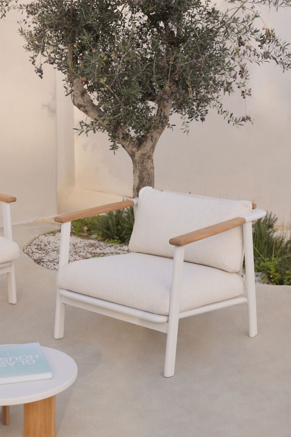 Yervin garden armchair in aluminium and bouclé fabric, gallery image 1