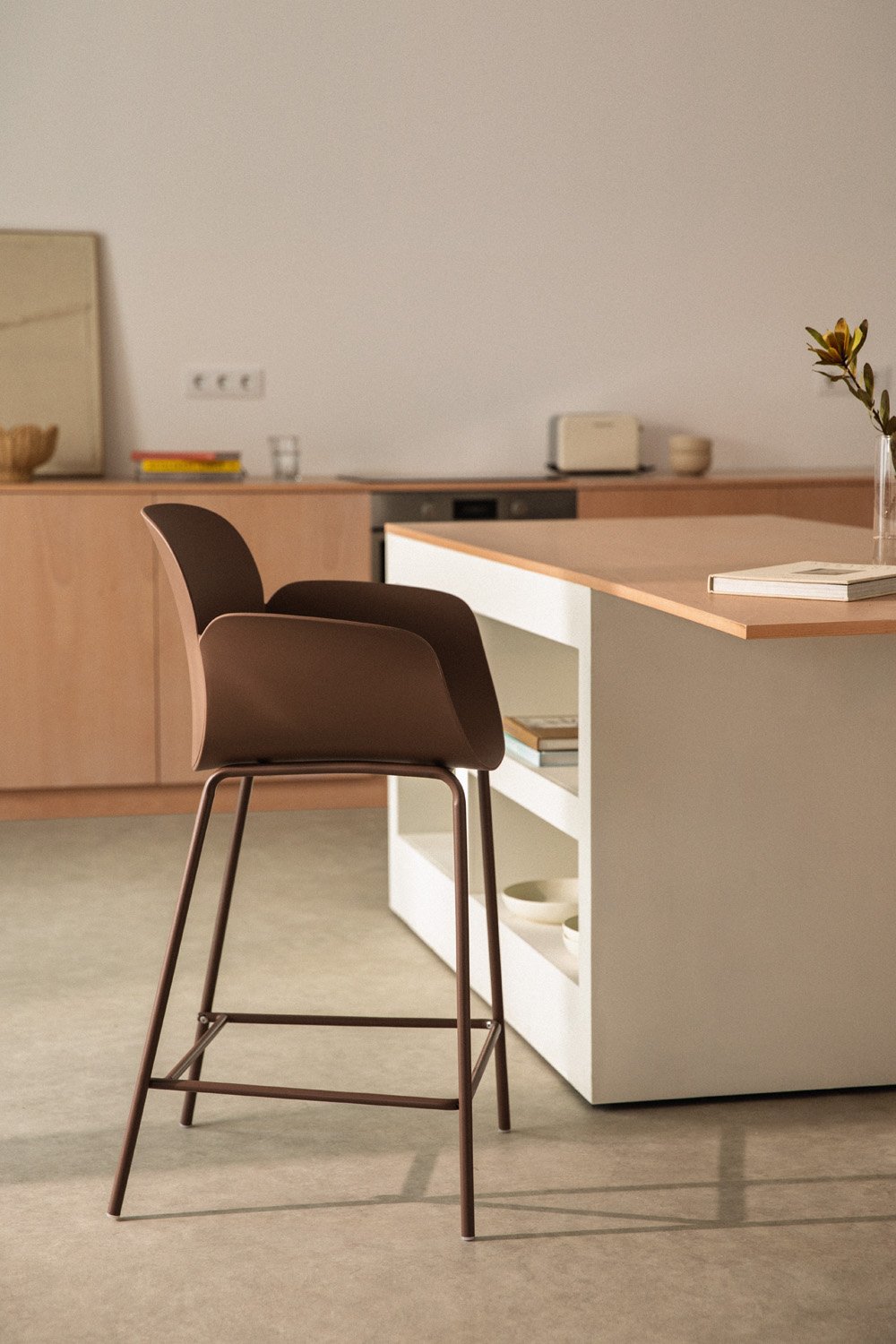 High stool 65 cm in polypropylene and caramel brown iron Lynette, gallery image 1