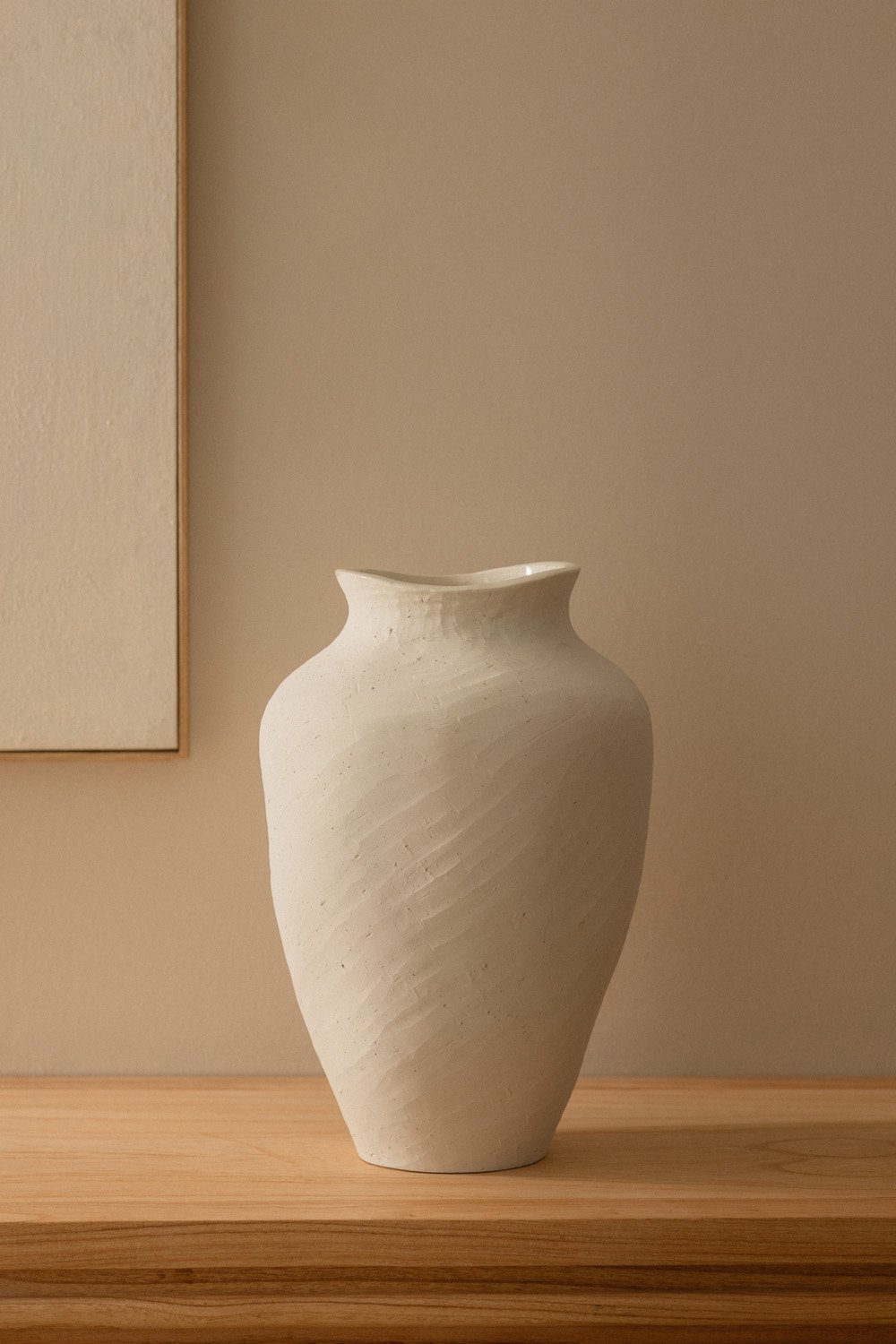 Gayle ceramic vase, gallery image 1