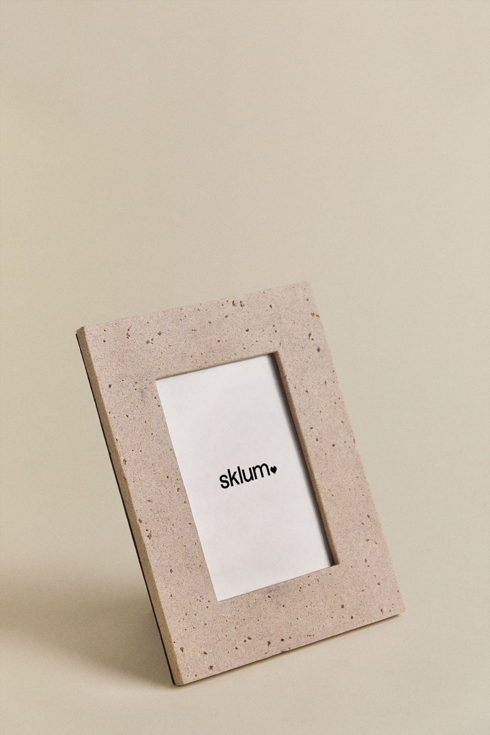 Balmeiden resin photo frame, gallery image 2