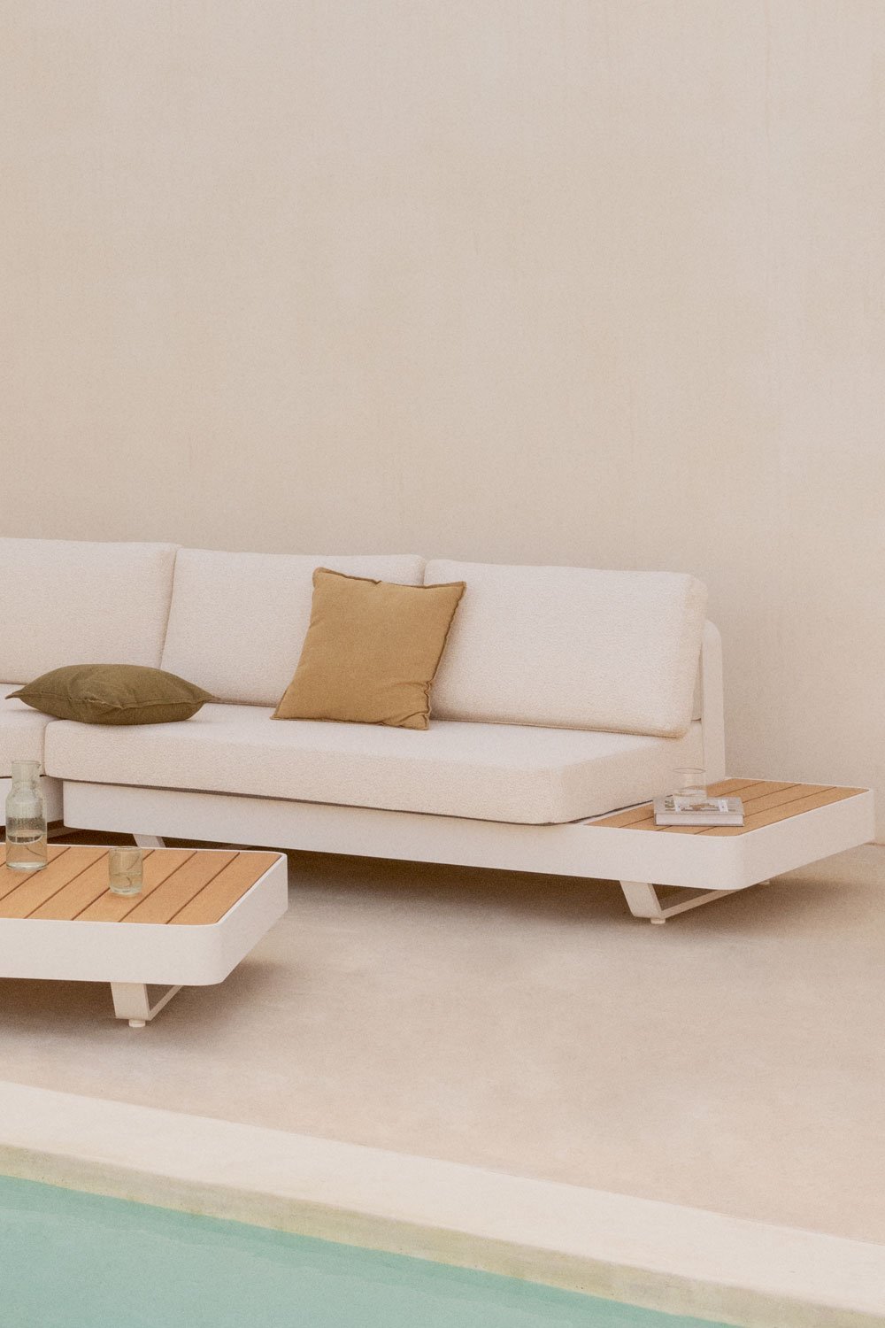 2-seater modular garden sofa in aluminium with right side table in Yarilo teak wood, gallery image 1