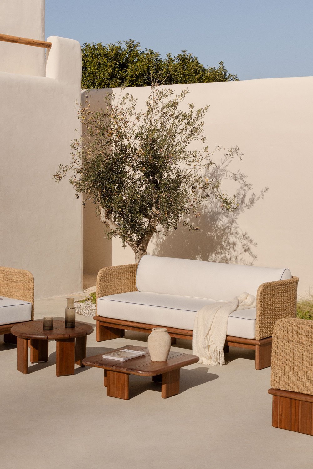 Garden set with 3-seater sofa and 2 coffee tables in rattan and acacia wood Famara, gallery image 1