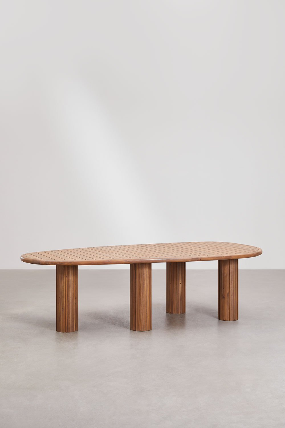 Danara oval garden table in acacia wood, gallery image 2