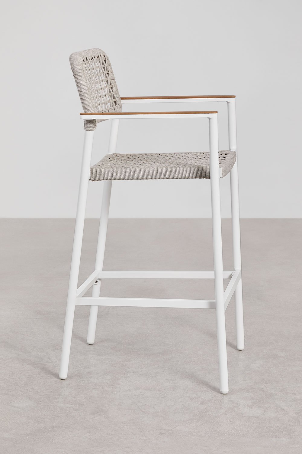 Nediam high garden stool with armrests in aluminium and braided rope, gallery image 2