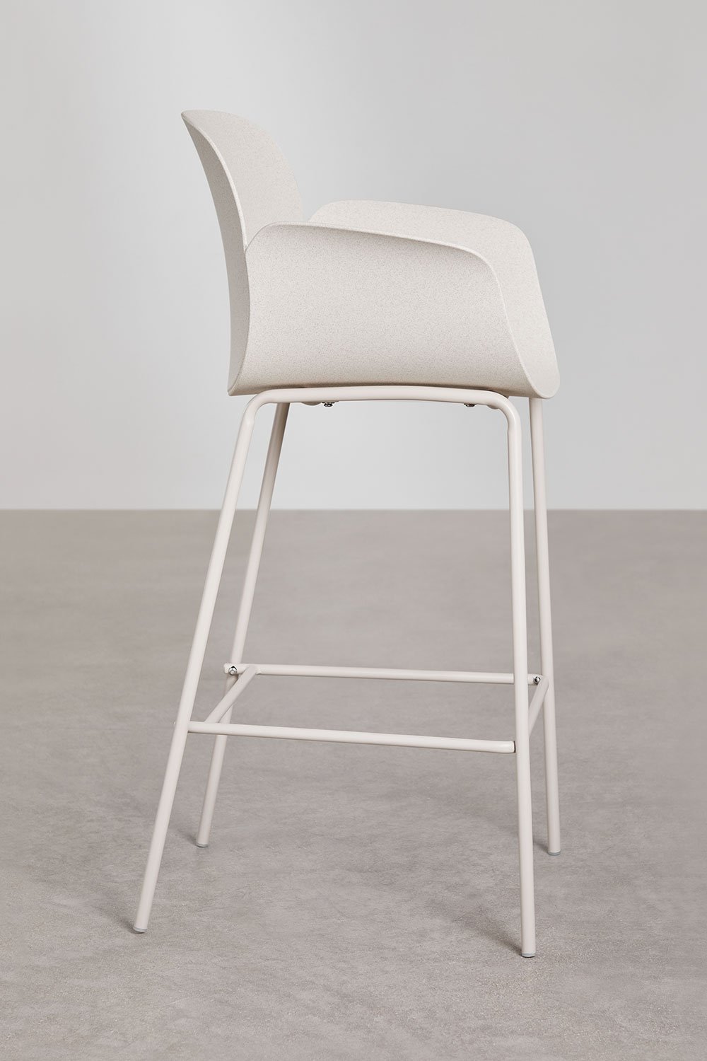 Lynette high garden stool in polypropylene and iron, gallery image 2