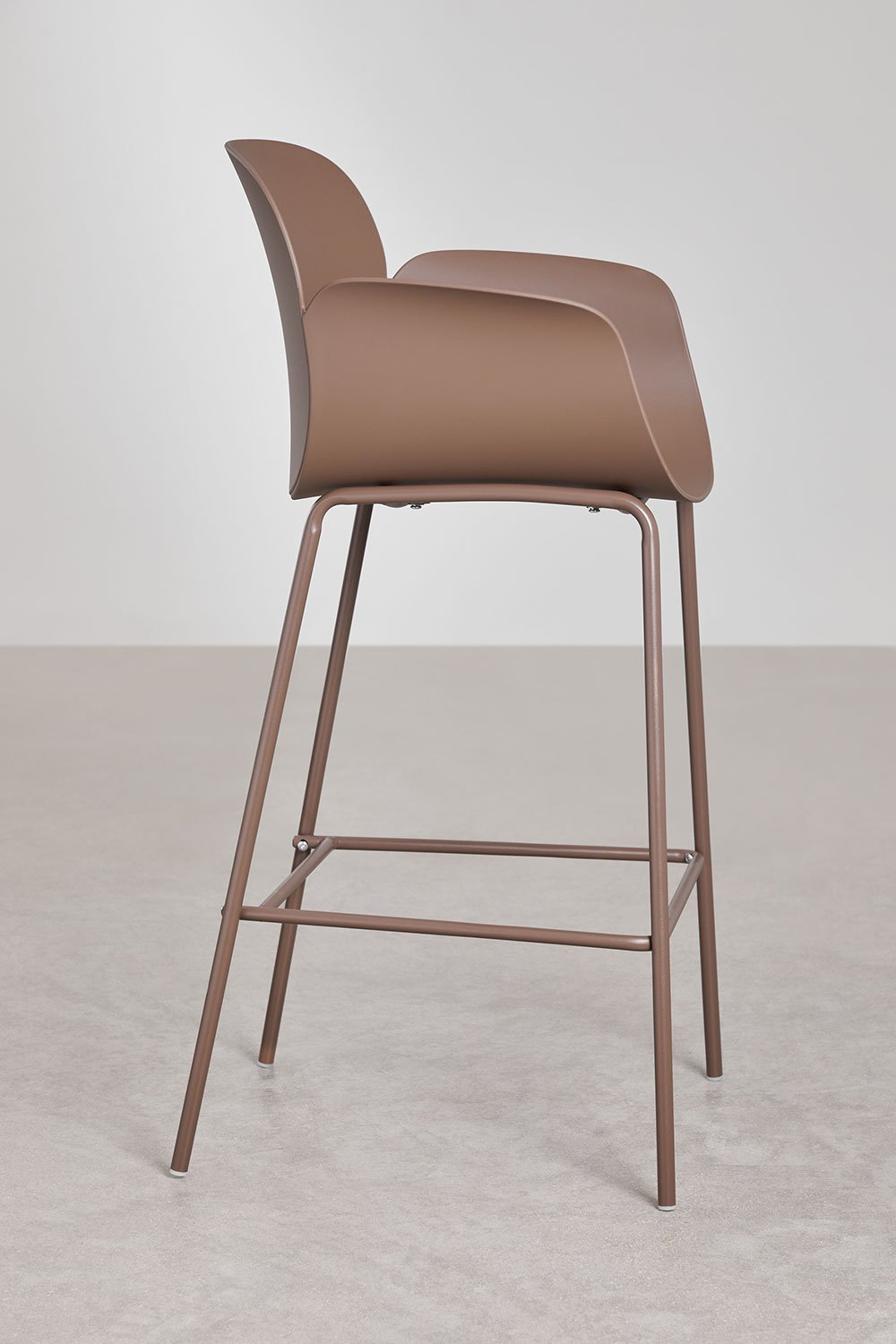 4-Pack garden high stools 75 cm in polypropylene and caramel brown iron Lynette, gallery image 2